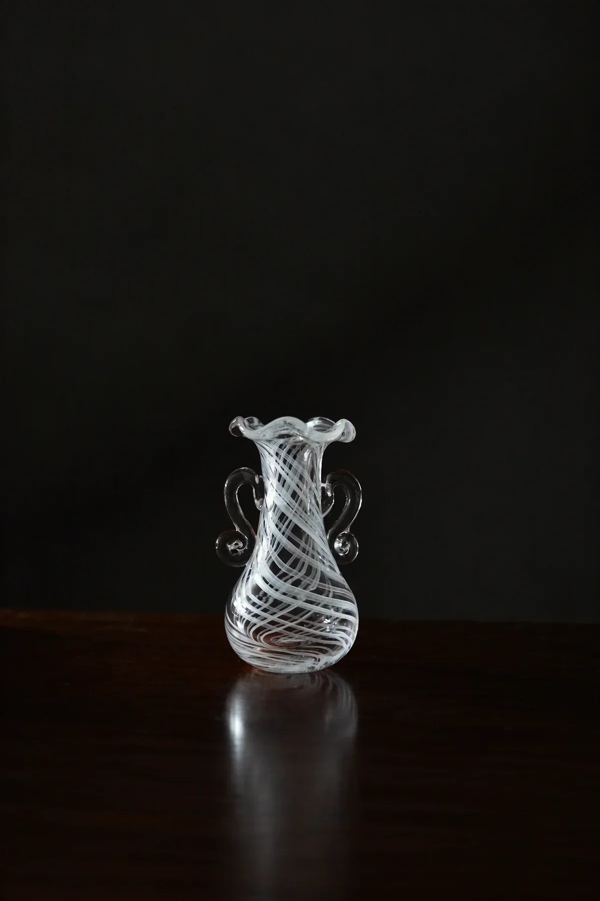 Ribbon Dance White Spiral Glass Flower Vase