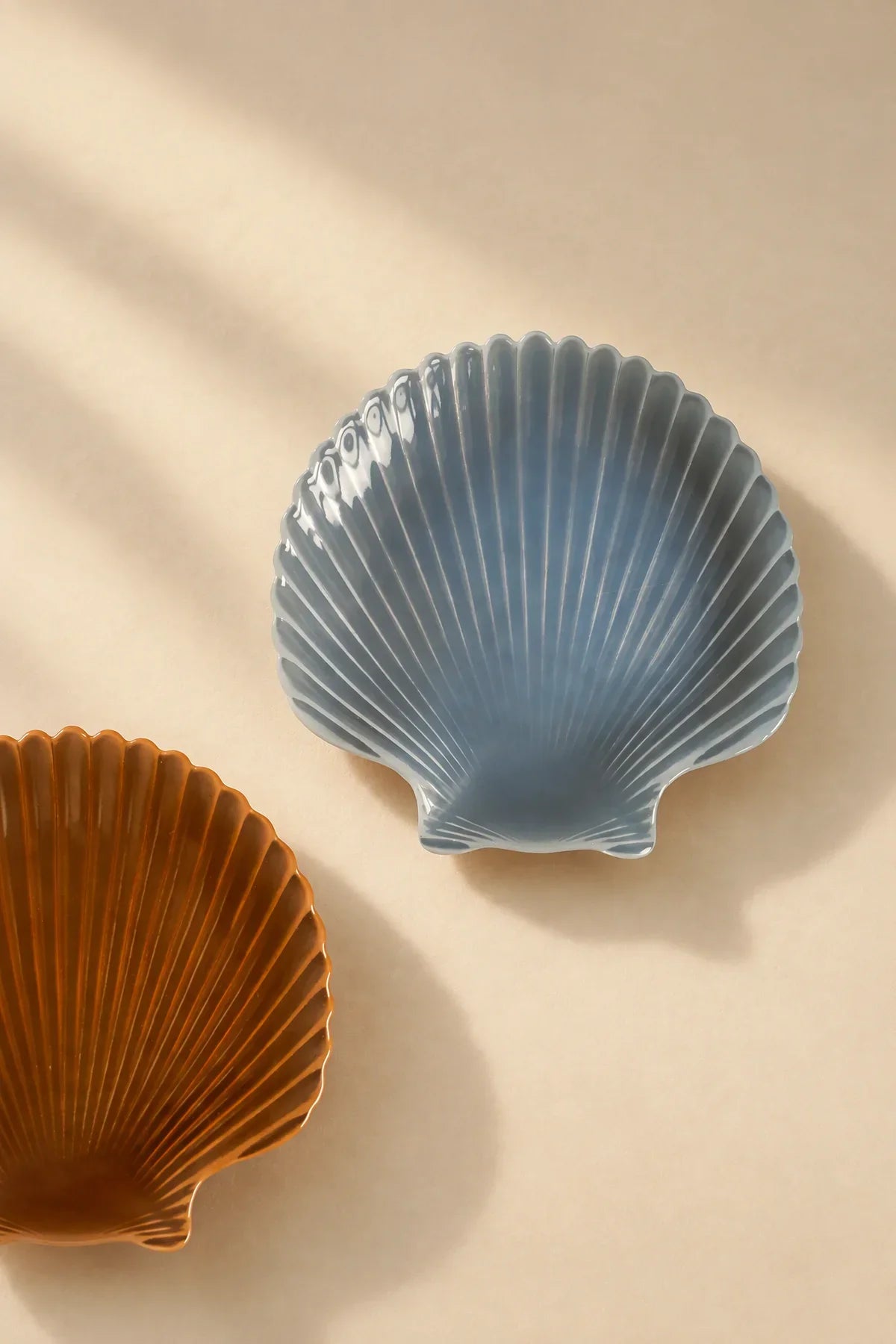 Tide Pool Opalescent White Glass Serving Dish