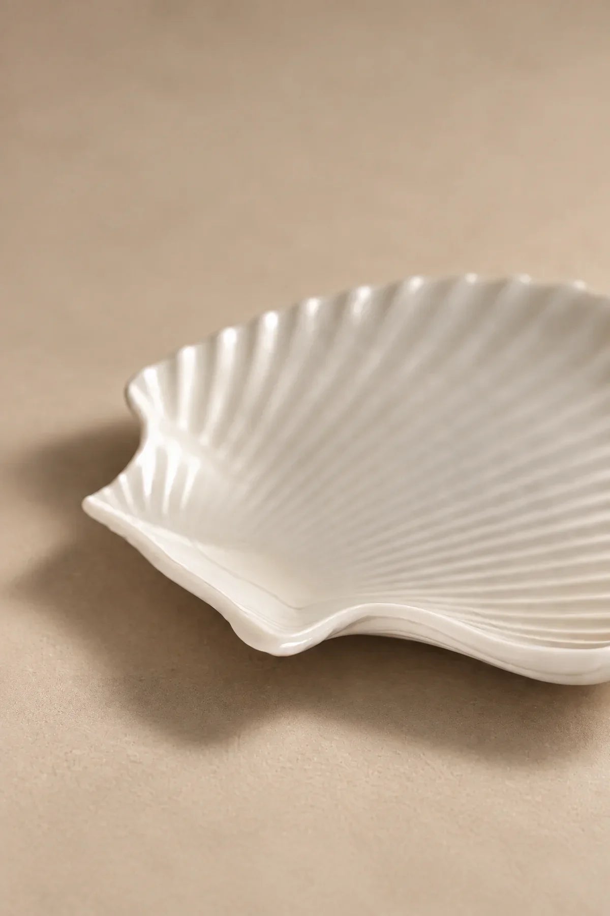 Tide Pool Opalescent White Glass Serving Dish