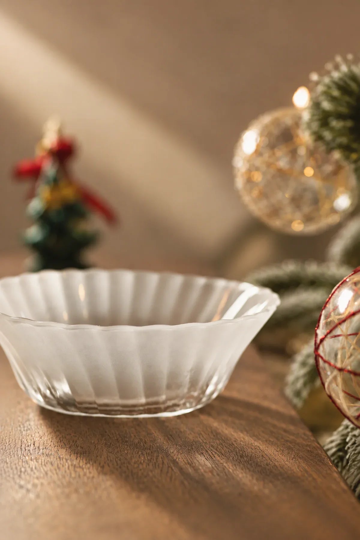 Moonlit Carol Clear Frosted Glass Dessert Set