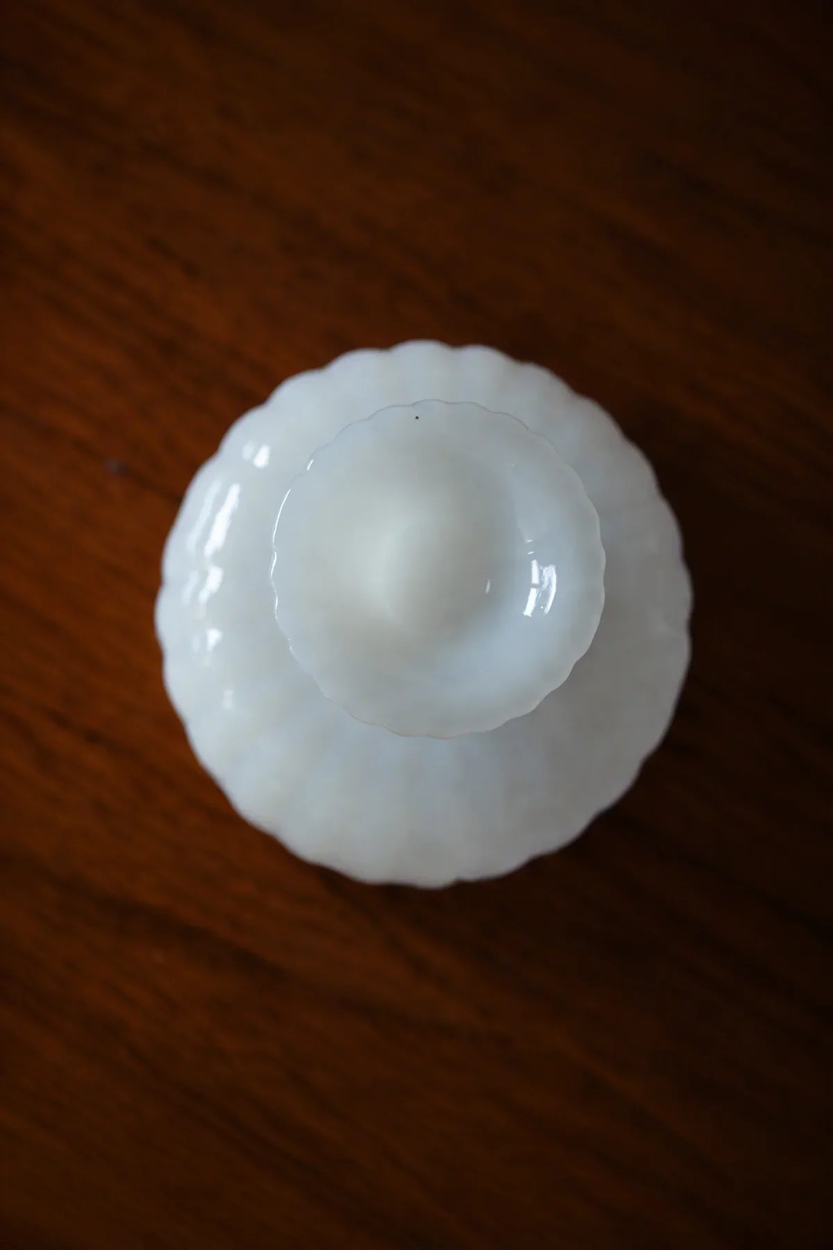 Parlor Bloom White Glass Footed Serving Bowl