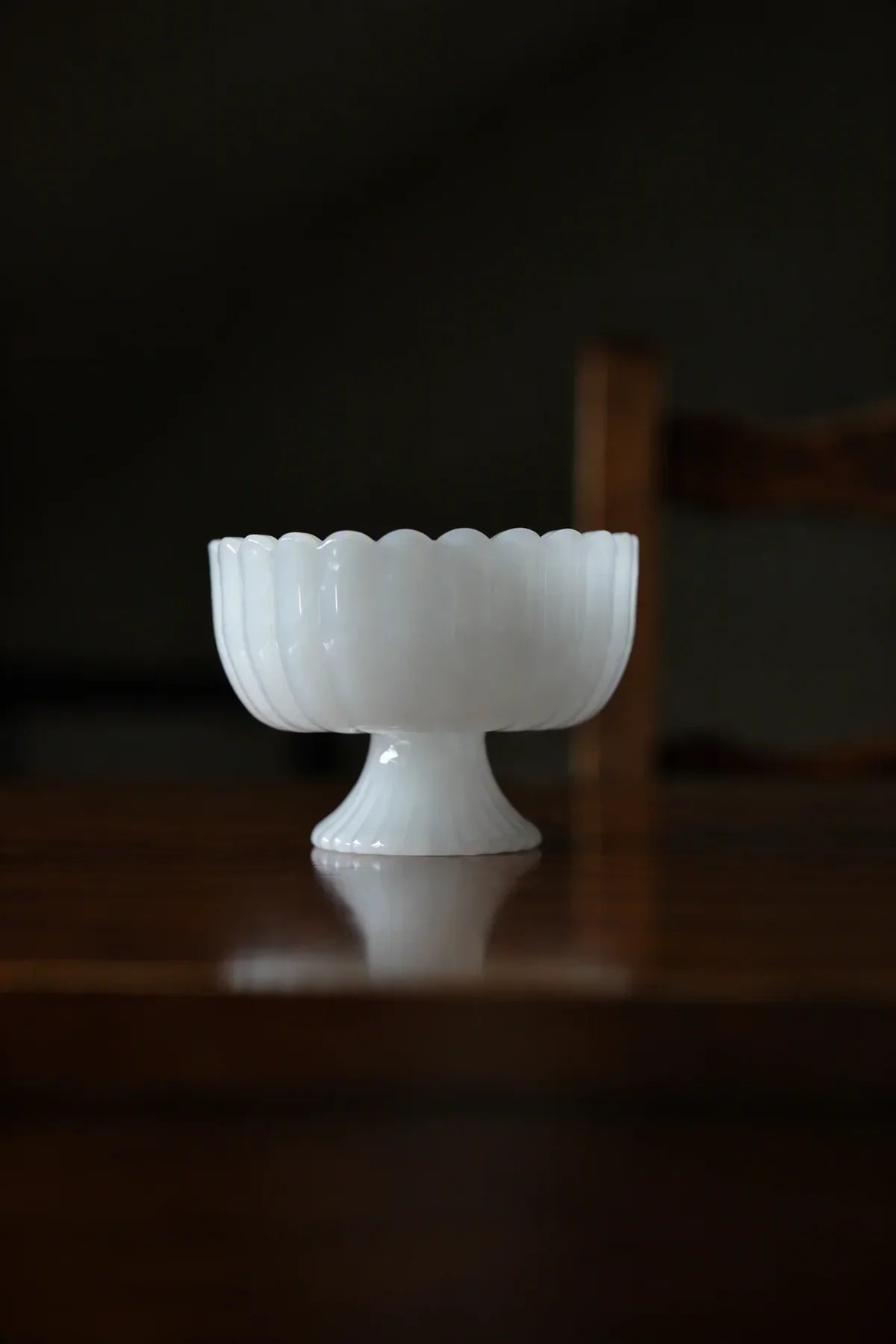 Parlor Bloom White Glass Footed Serving Bowl