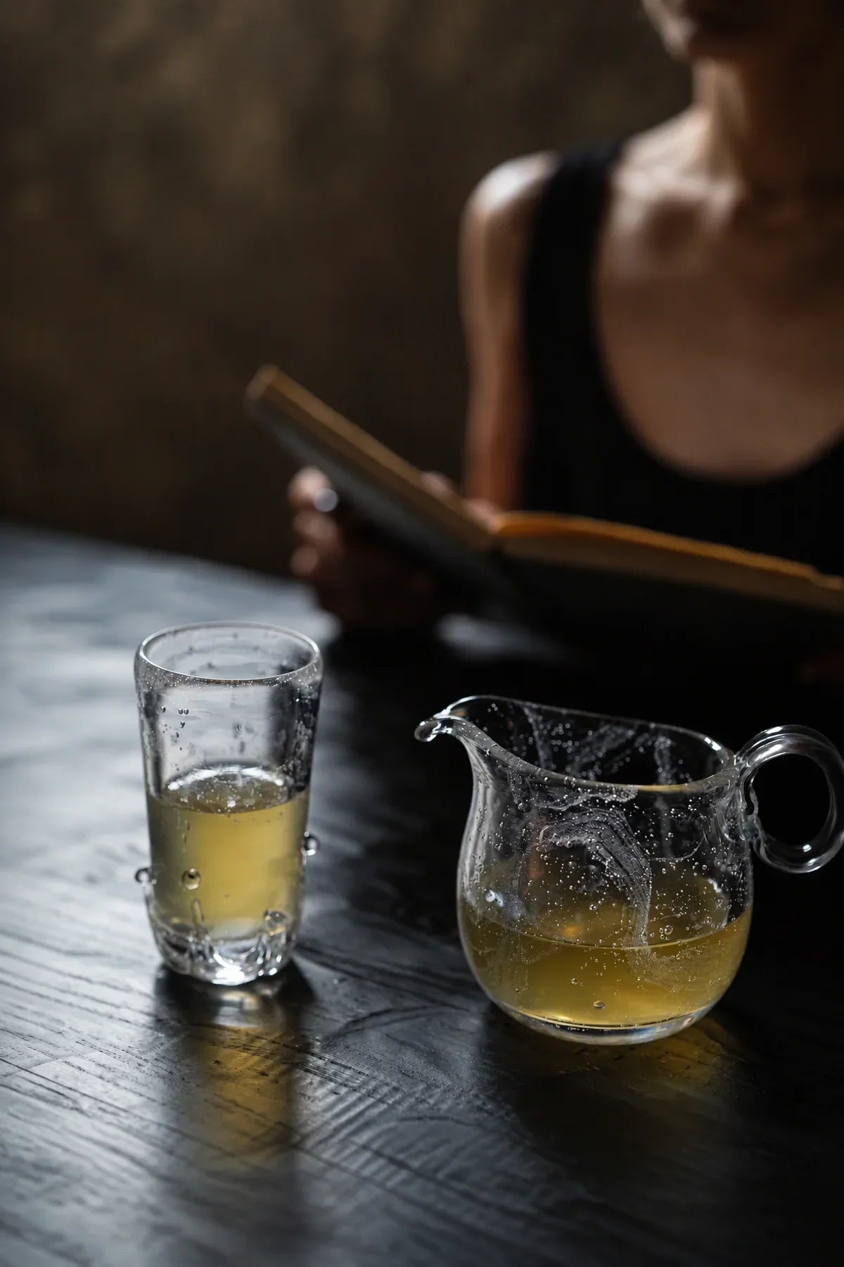 Rain Study Clear Glass Pitcher and Cup Set