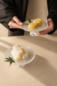 Cloud Current White-Swirl Glass Snack Plate
