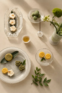 Cloud Current White-Swirl Glass Snack Plate