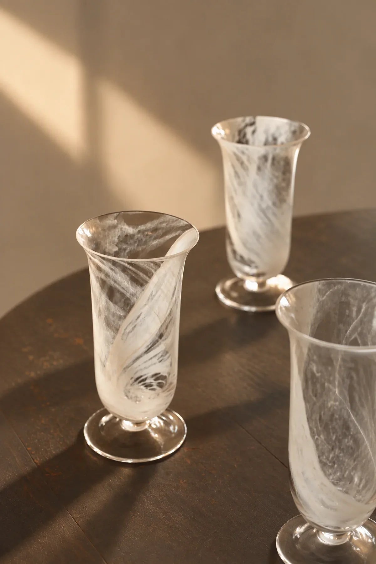 Smoke Current White-Swirl Glass Flower Vase