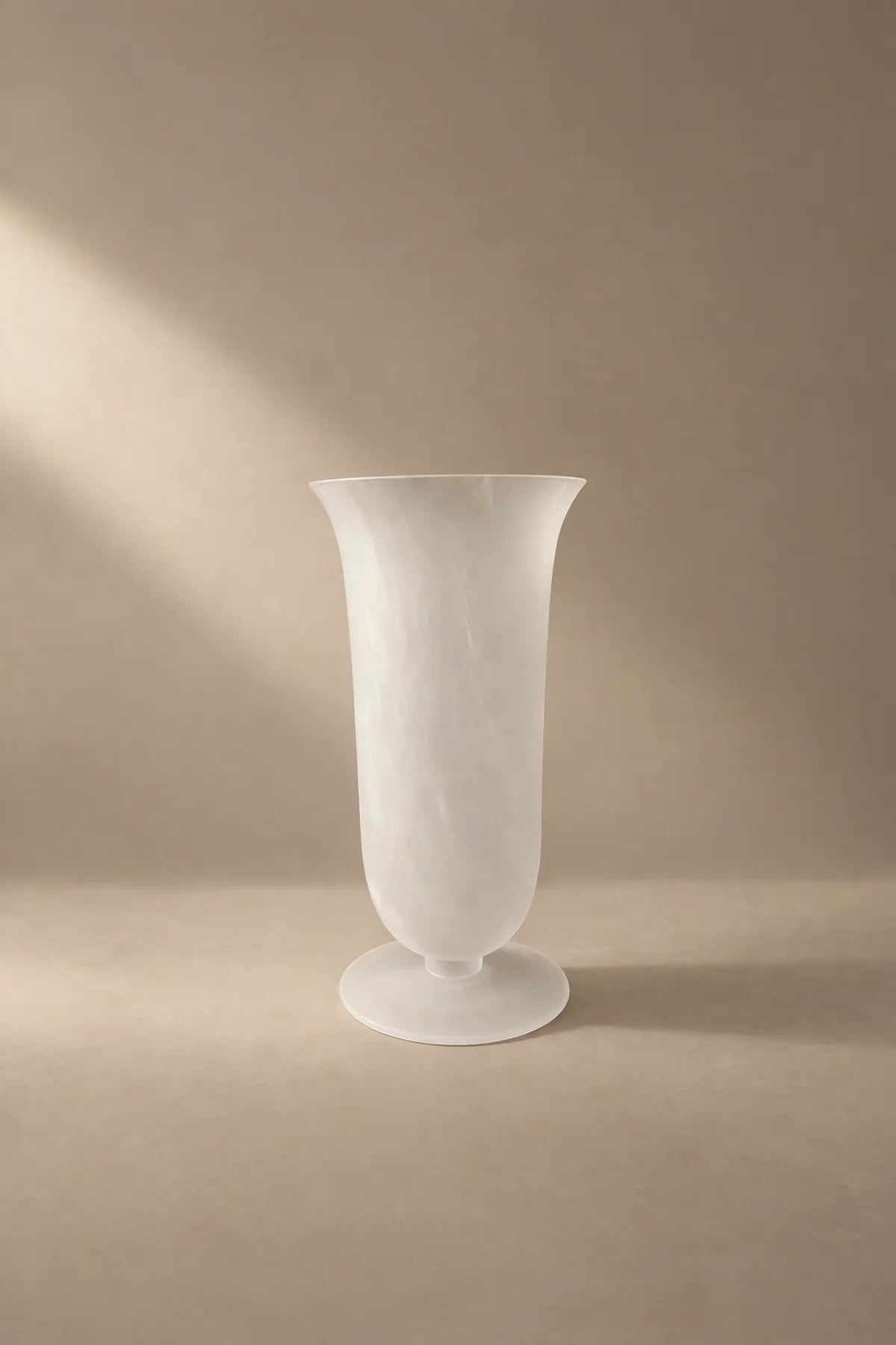Smoke Current White-Swirl Glass Flower Vase