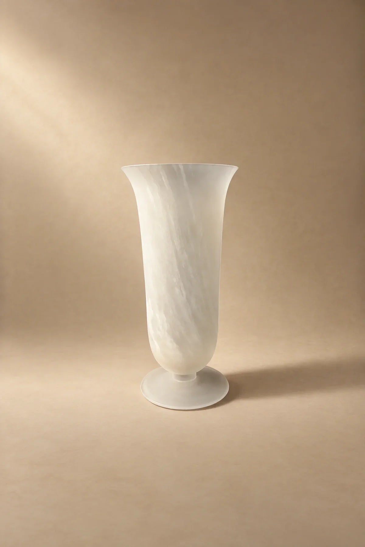 Smoke Current White-Swirl Glass Flower Vase