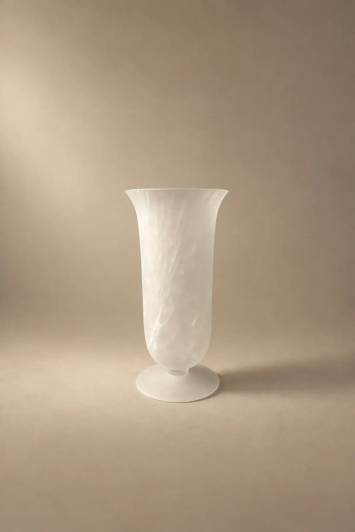 Smoke Current White-Swirl Glass Flower Vase