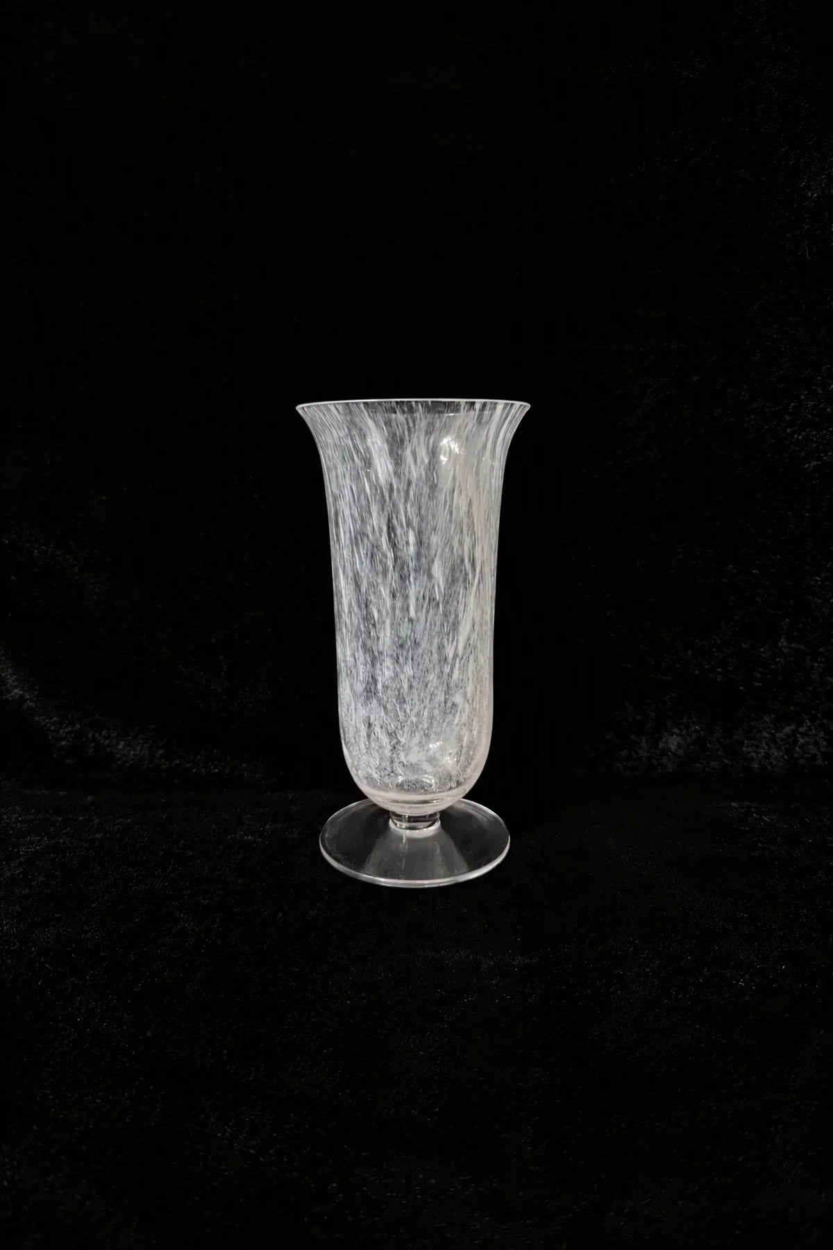 Smoke Current White-Swirl Glass Flower Vase