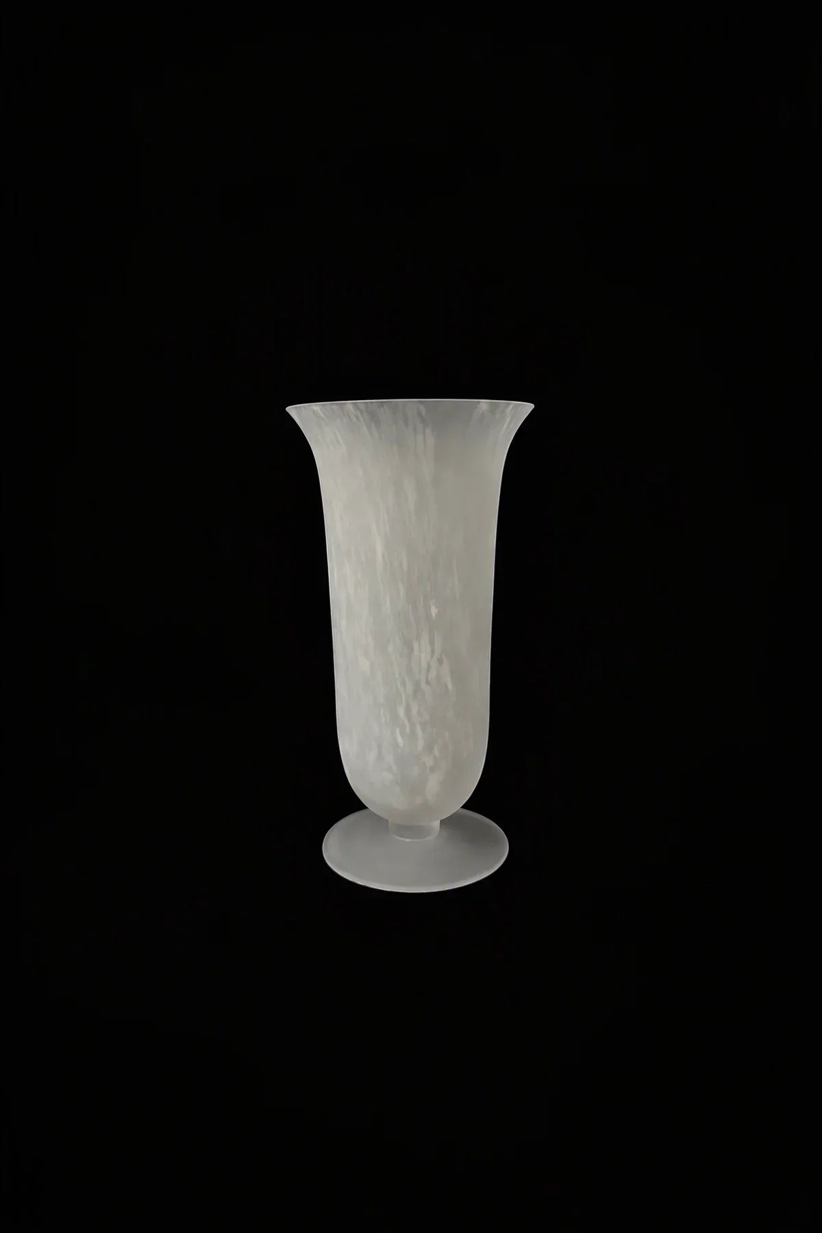 Smoke Current White-Swirl Glass Flower Vase