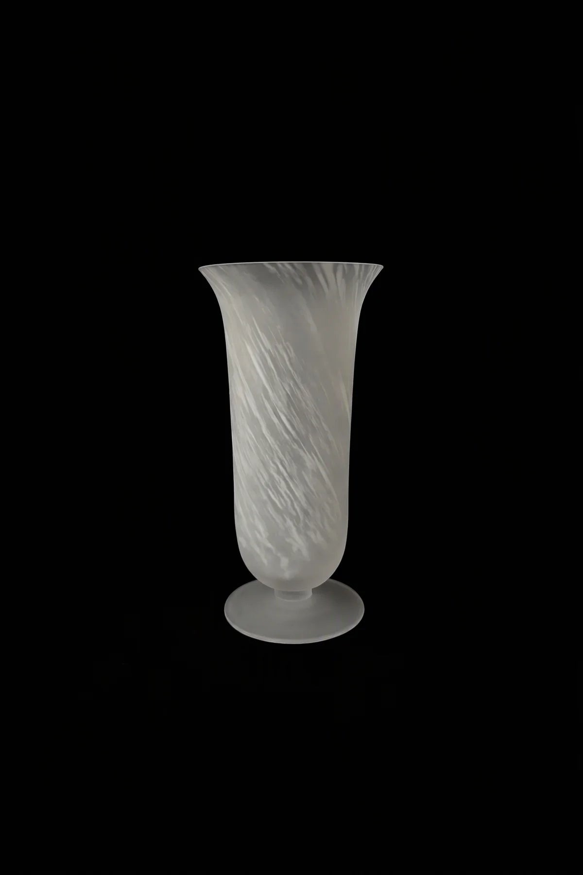 Smoke Current White-Swirl Glass Flower Vase