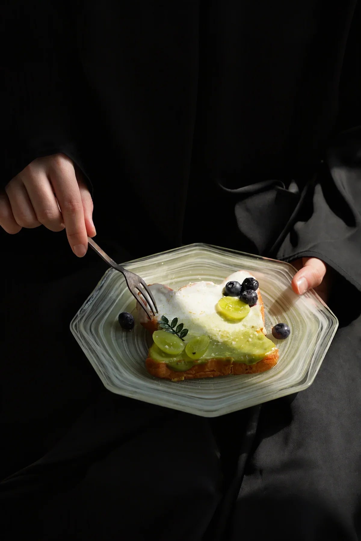 Cloud Current Clear Glass Tableware Set
