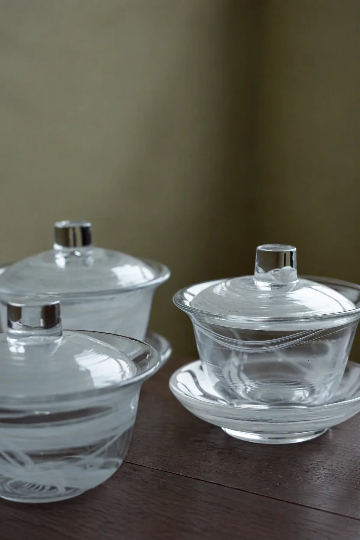 Mist Ceremony Frosted White Glass Gaiwan Tea Set