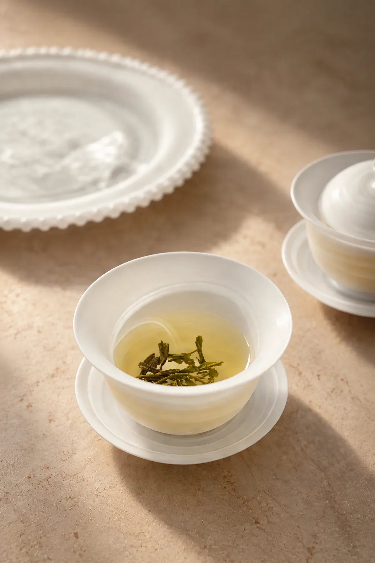 Mist Ceremony Frosted White Glass Gaiwan Tea Set