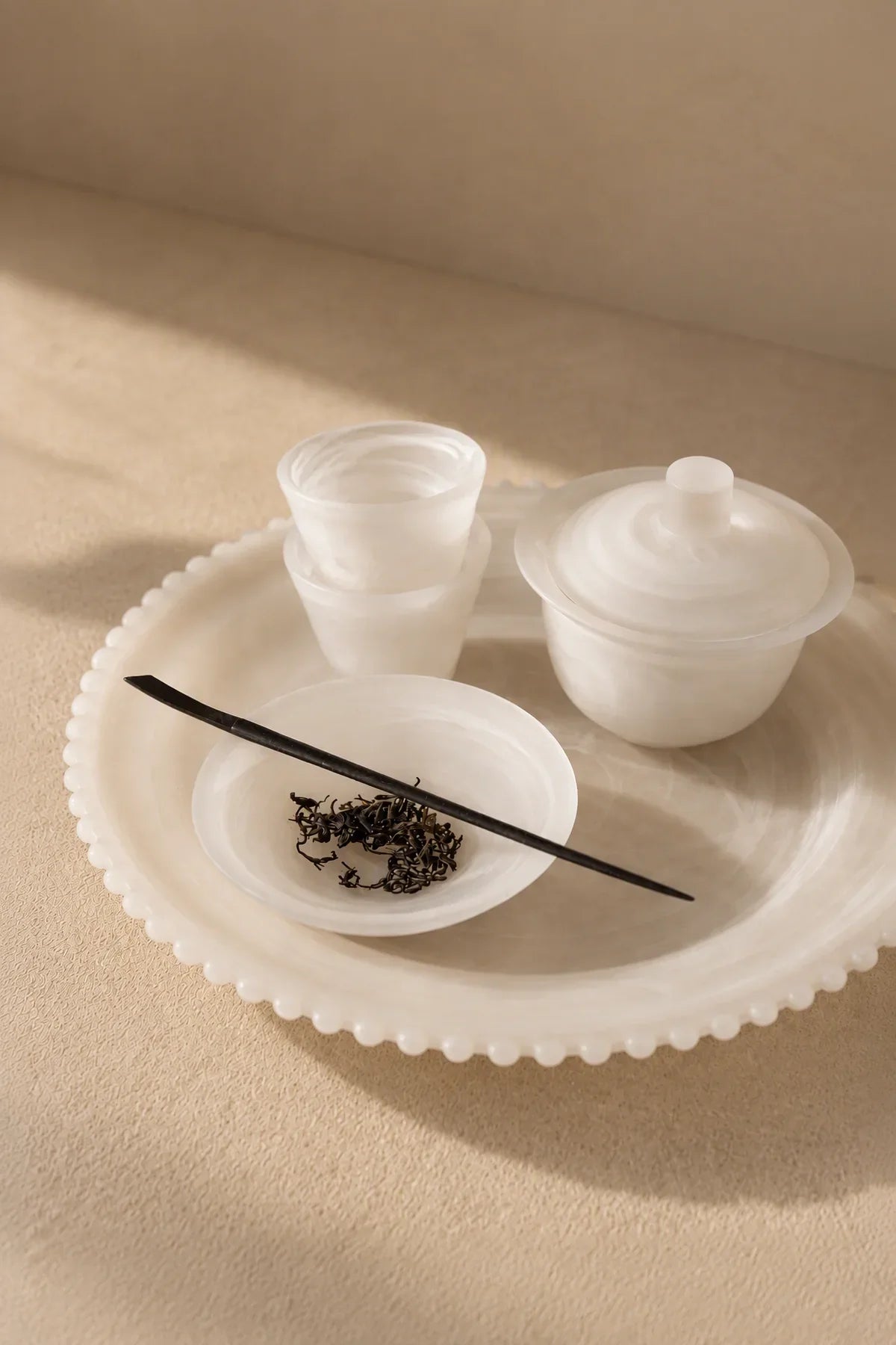 Mist Ceremony Frosted White Glass Gaiwan Tea Set
