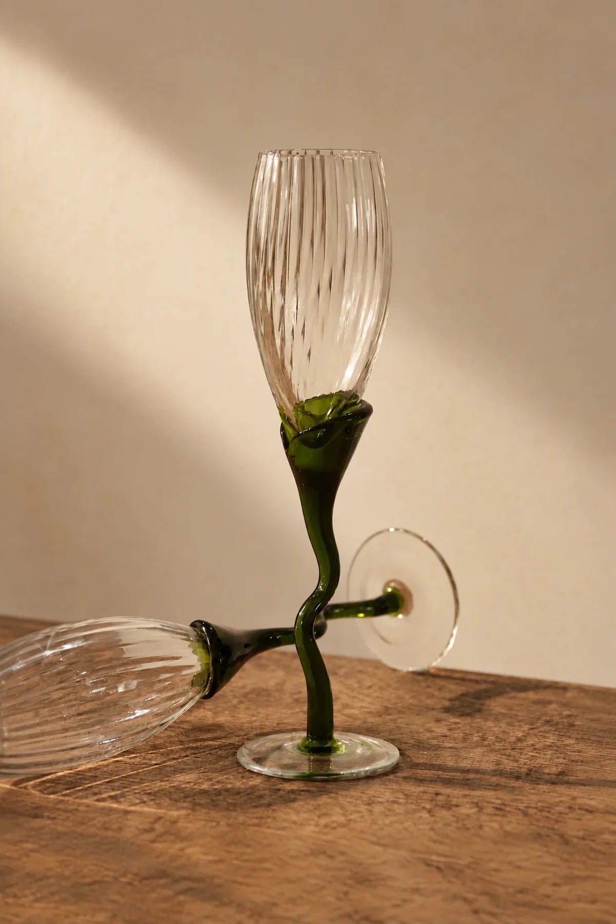 Tendril Hour Moss Green Glass Wine Glass