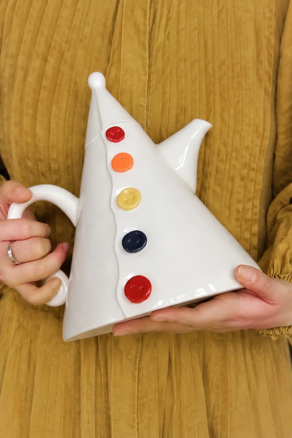 Little Theater White Ceramic Teapot