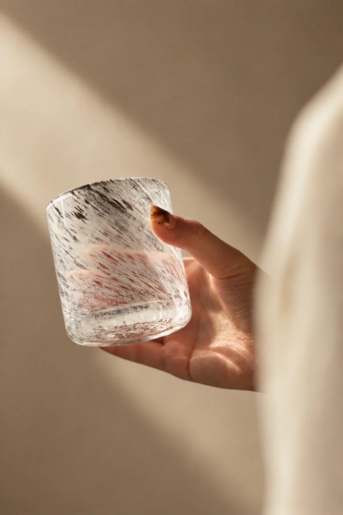 Snowfall Hour White Glass Tumbler