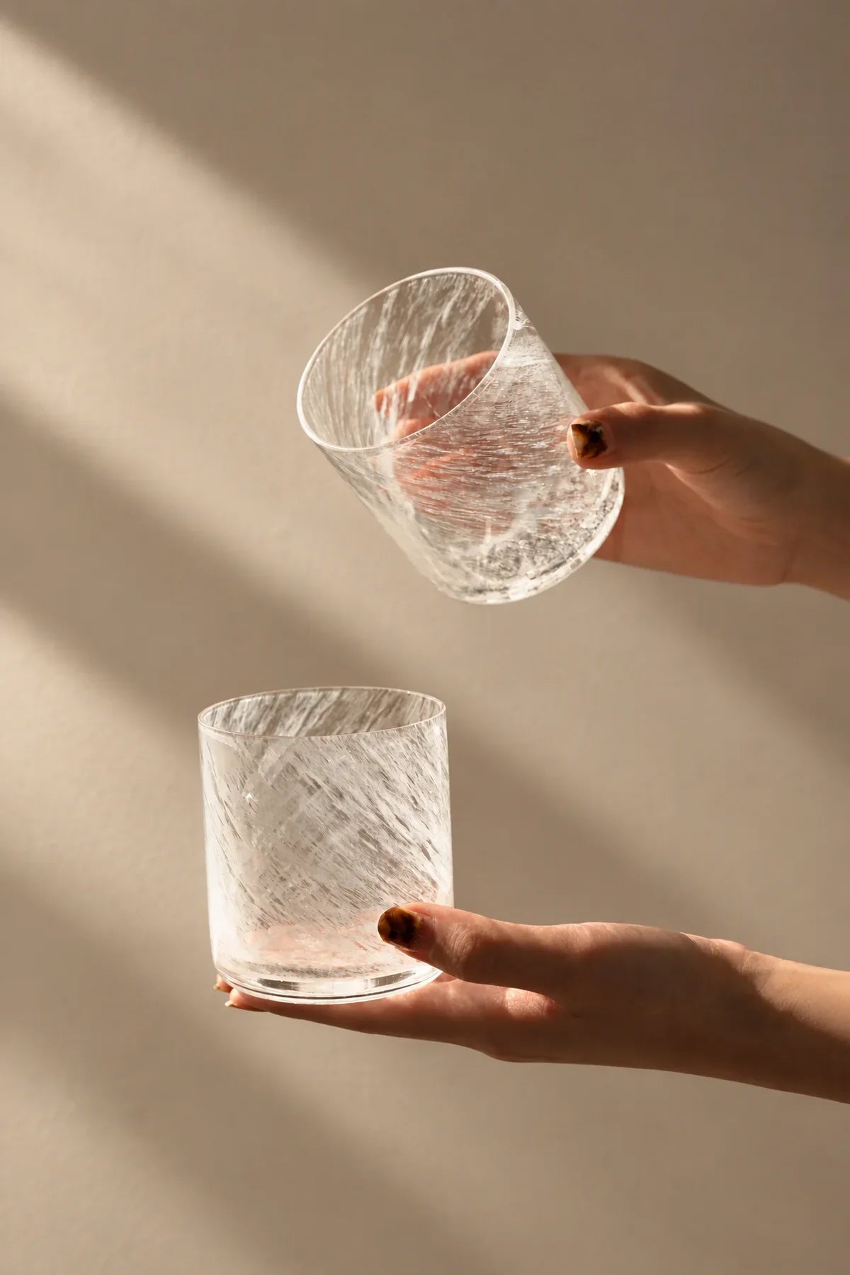 Snowfall Hour White Glass Tumbler