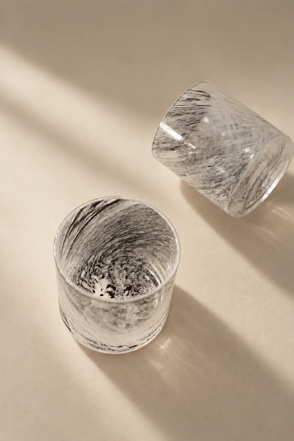 Snowfall Hour White Glass Tumbler