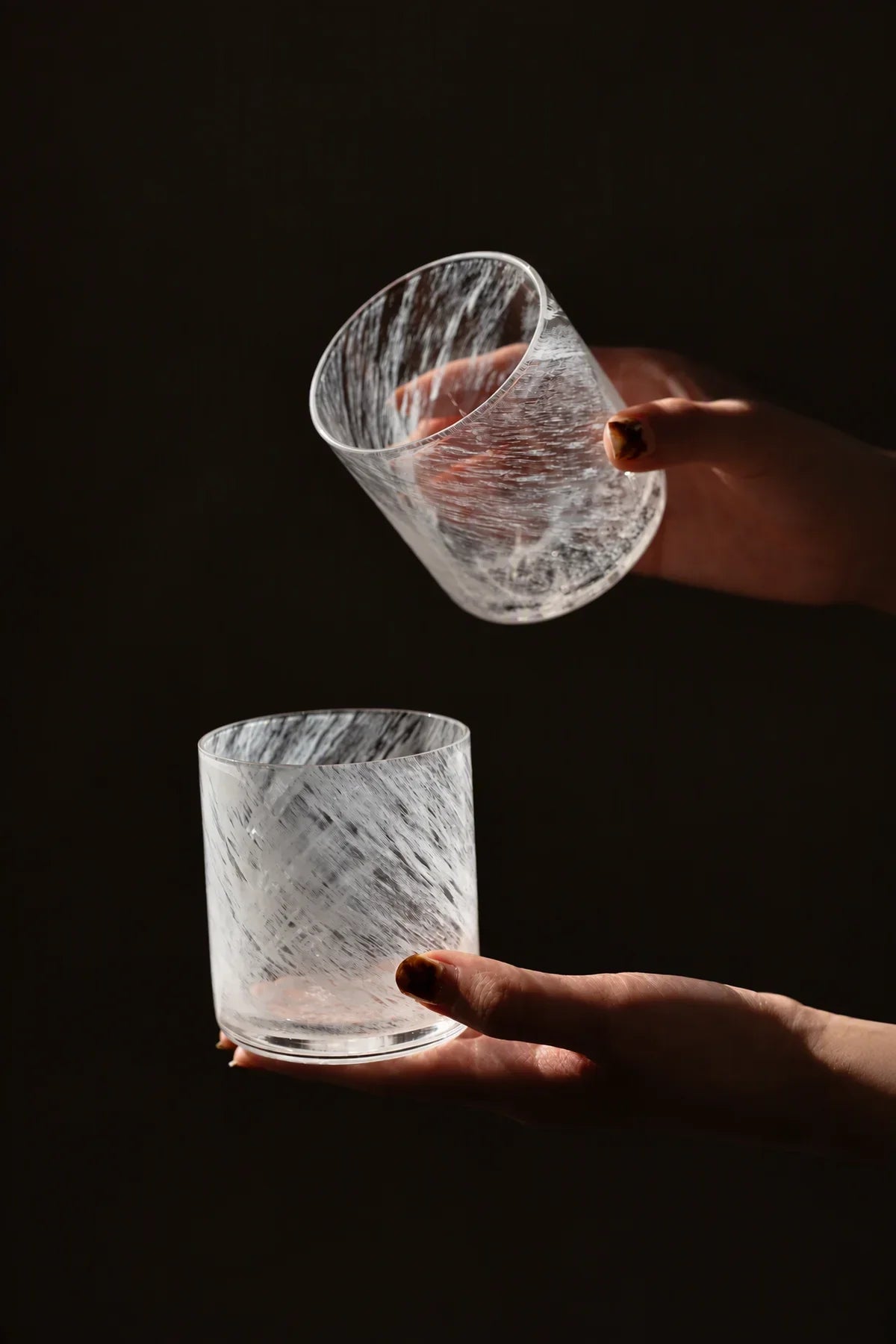 Snowfall Hour White Glass Tumbler